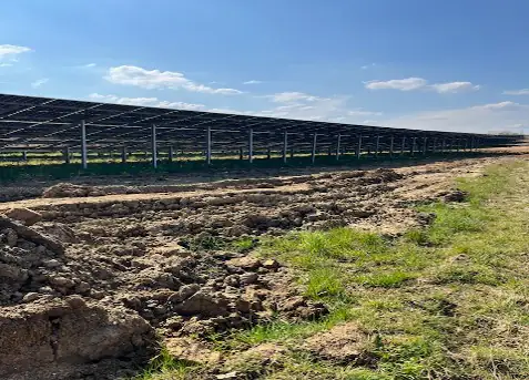 Photo showing heavy construction impact of Bunkers hill solar farm and no sign of natural management
